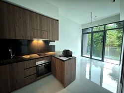 Phoenix Residences (D23), Apartment #450441071